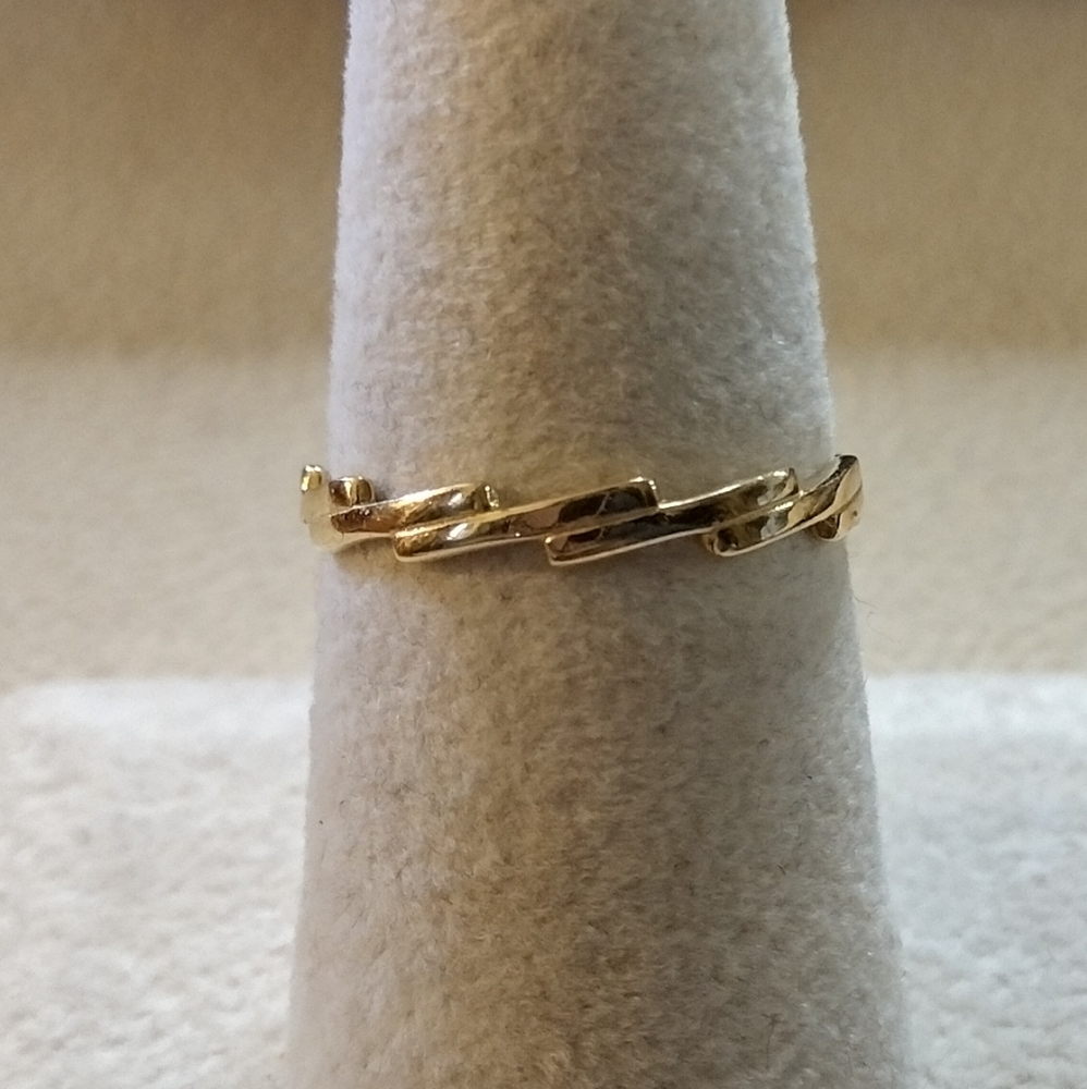 SOLD: 18k Stackable Ring